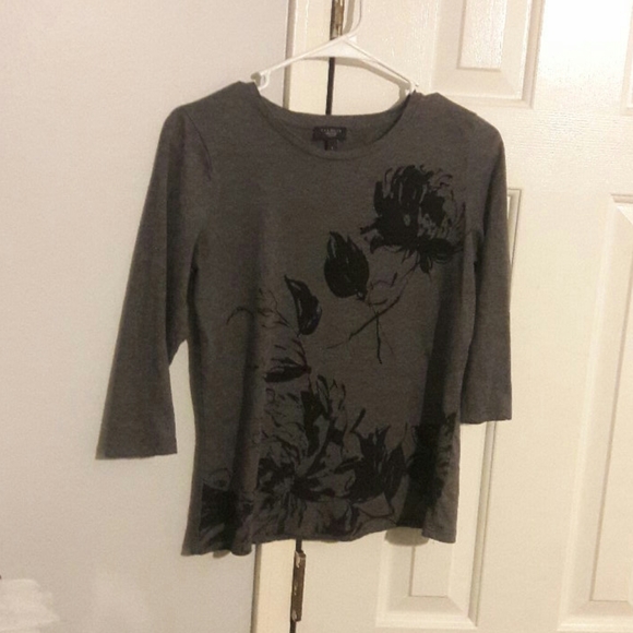 Talbot petites small 3/4 sleeve grey tee & flowers - Picture 2 of 6